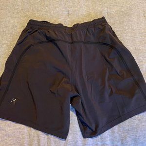 Lululemon Pace Breaker Shorts 7"Mens L, w/liner